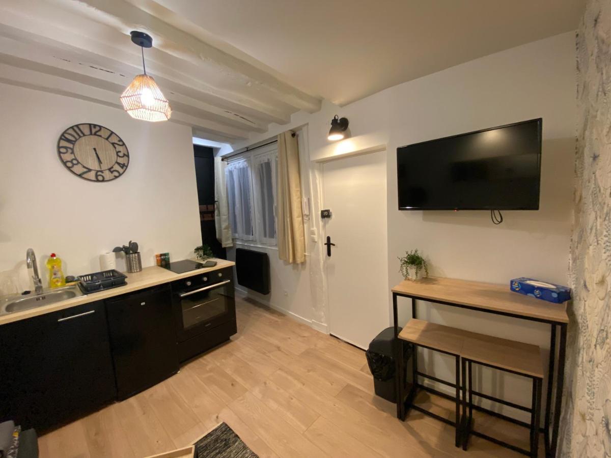 Entierement Refait A Neuf - 170 Appartement *